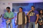 Salman Khan, Salim Khan, Kabir Khan launches a book on Bajrangi Bhaijaan in Bandra, Mumbai on 16th July 2015